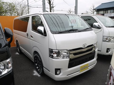 新車ハイエースV　ﾃﾞｨｰｾﾞﾙ2WD